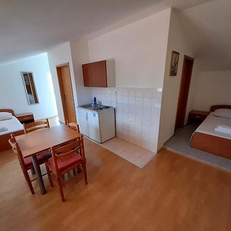 Apartments Nikolas Vodice Exterior foto