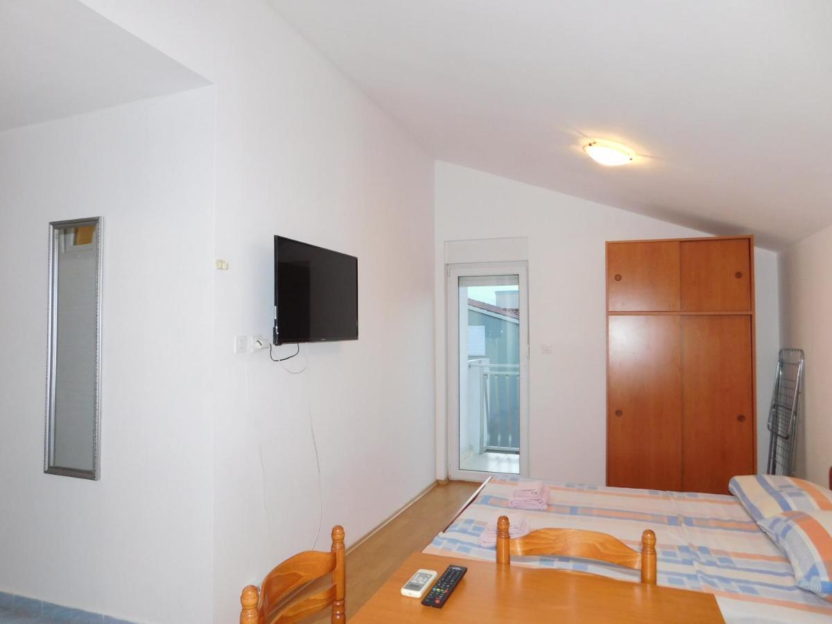 Apartments Nikolas Vodice Exterior foto