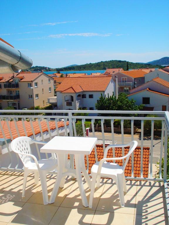 Apartments Nikolas Vodice Habitación foto