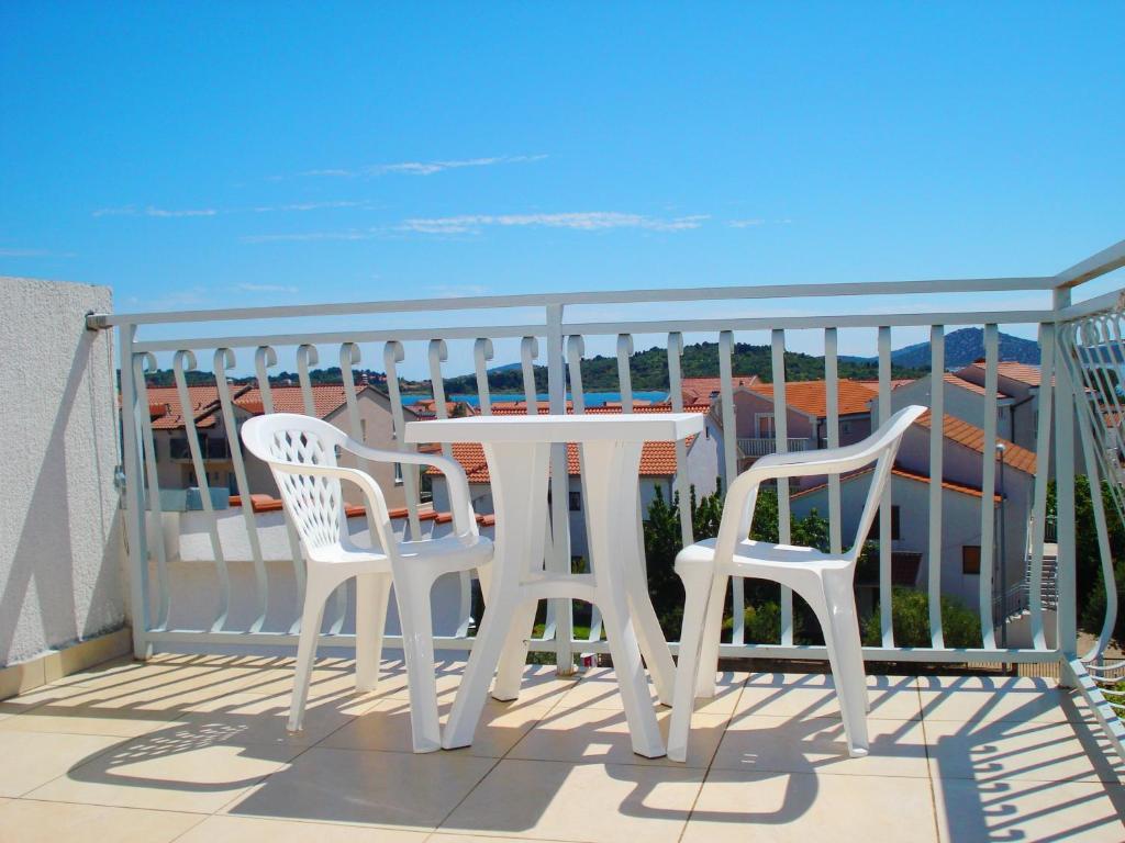 Apartments Nikolas Vodice Habitación foto